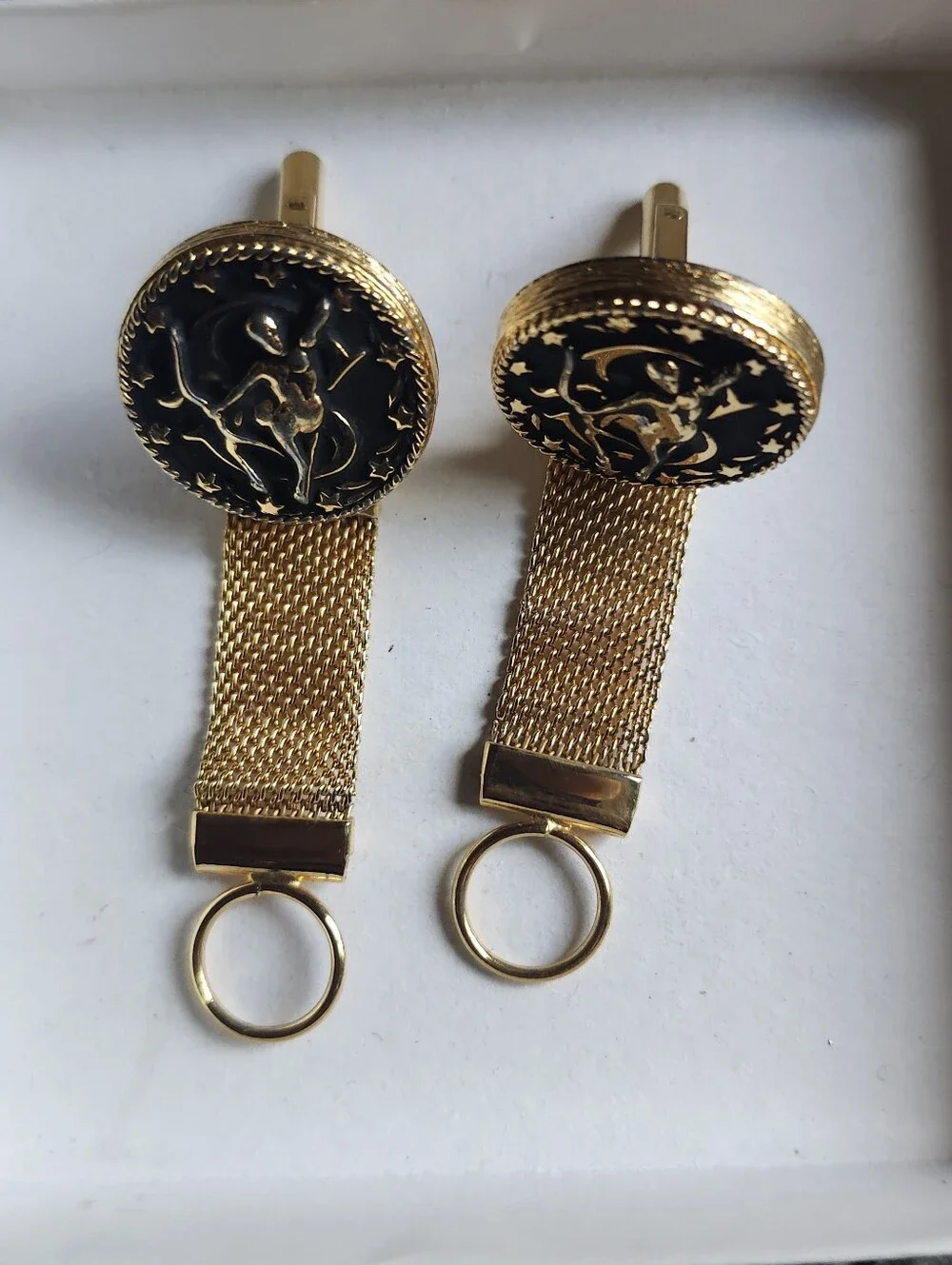 Vtg MCM Zodiac Wrap Around Gold Tone Mesh Cufflinks- Sagittarius